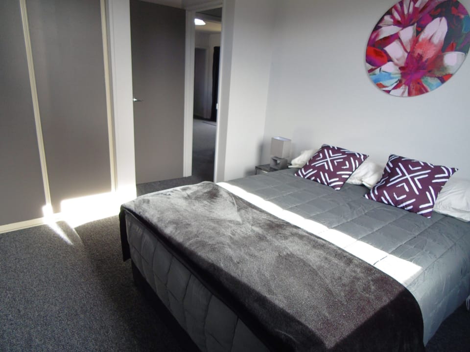 Family Apartment, 2 Bedrooms, Kitchen, Garden Area | Premium bedding, blackout drapes, iron/ironing board, bed sheets