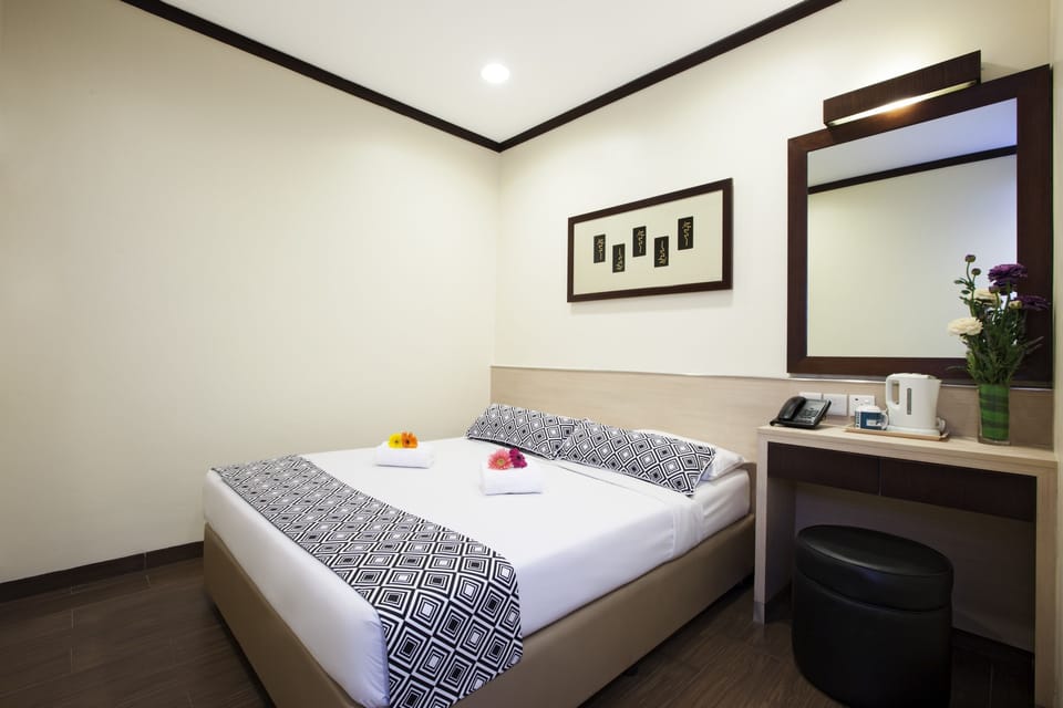 Superior Double Room | WiFi (free), bed sheets