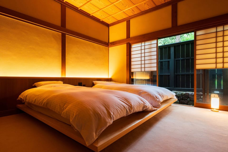 Deluxe Twin Room  with Shared Bathroom, Non Smoking - KAEDE | In-room safe, WiFi (free), bed sheets