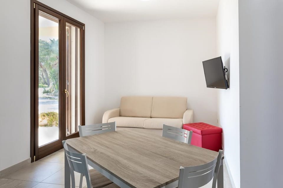 Apartment | Living area | LED TV
