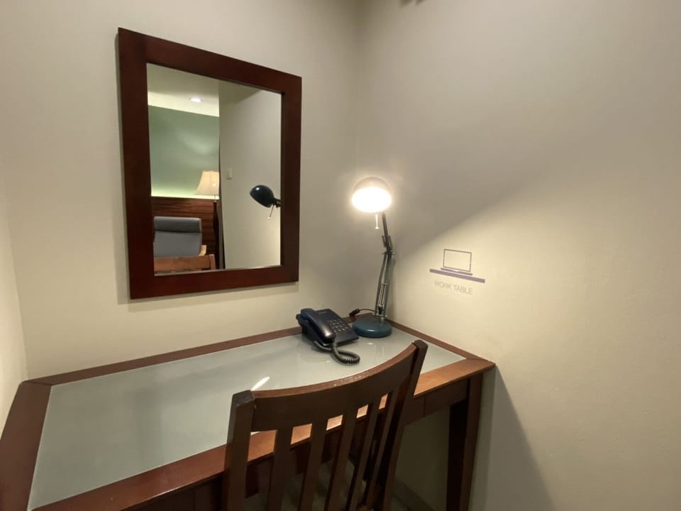 Room amenity