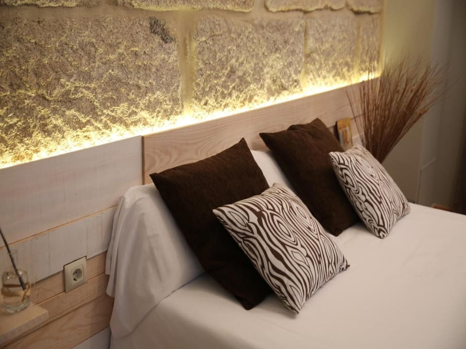 Premium bedding, desk, free WiFi, bed sheets