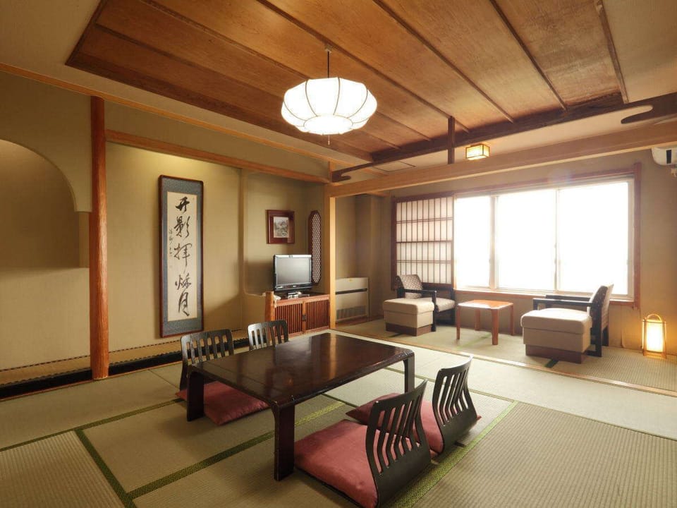 Japanese-style Room, Non Smoking | In-room safe, desk, blackout drapes, bed sheets