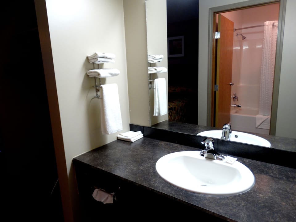 Free toiletries, towels
