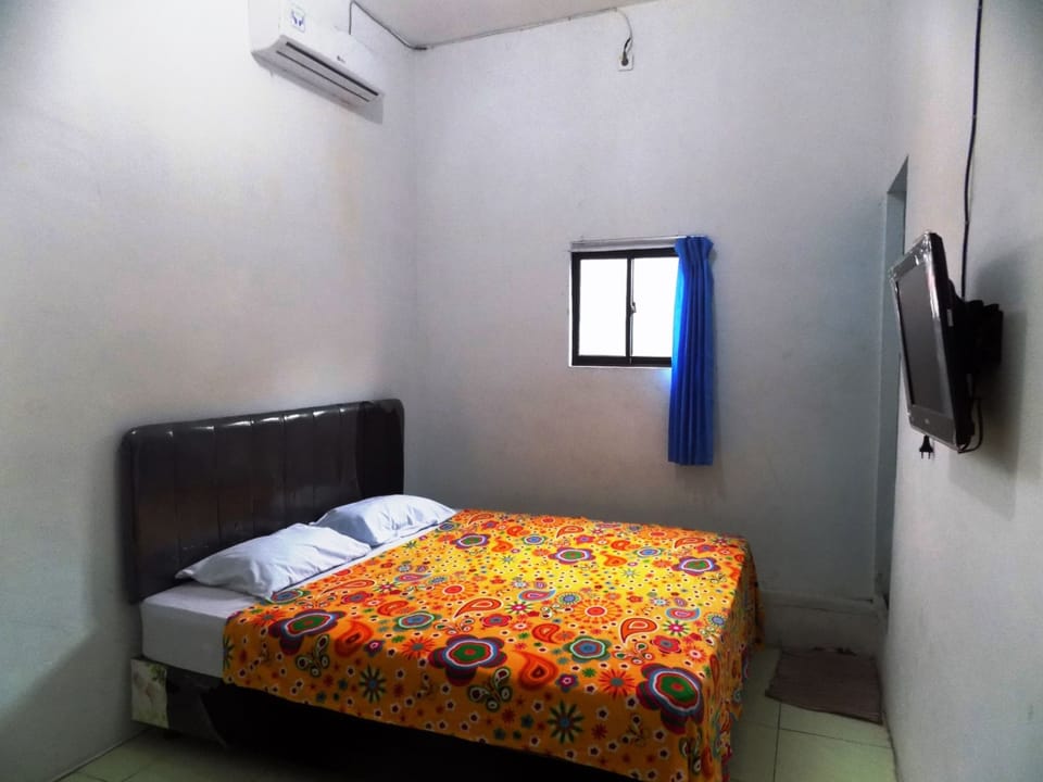 VIP Room | Desk, WiFi (free)