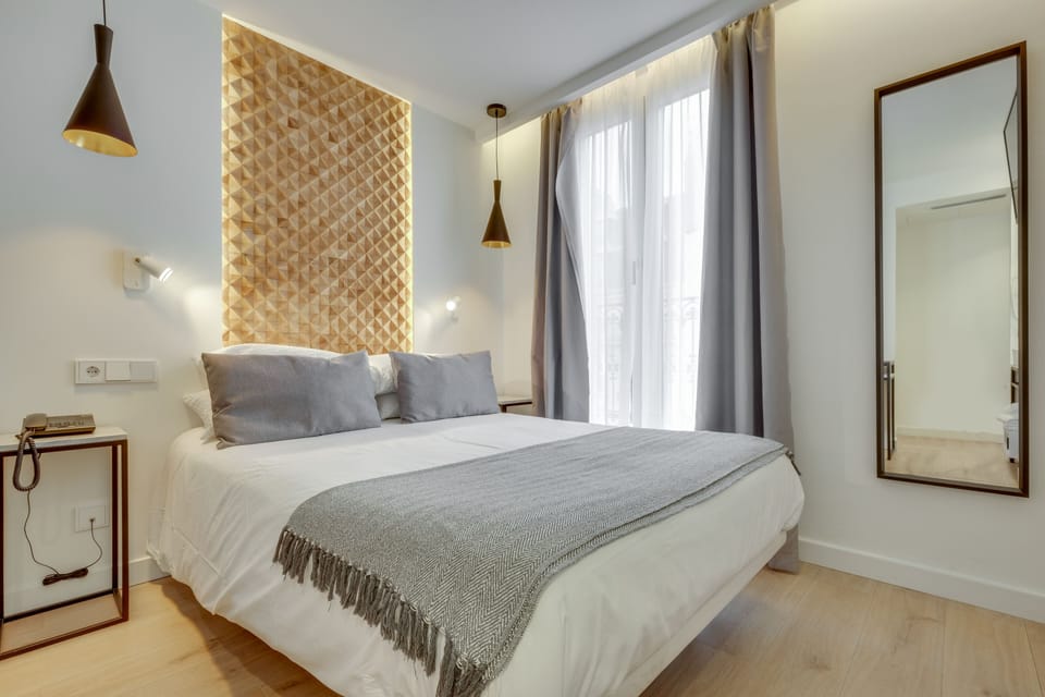 Premium bedding, minibar, in-room safe, individually furnished