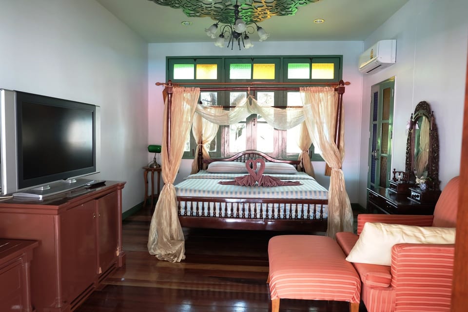 Room Type A | Desk, blackout drapes, soundproofing, free WiFi