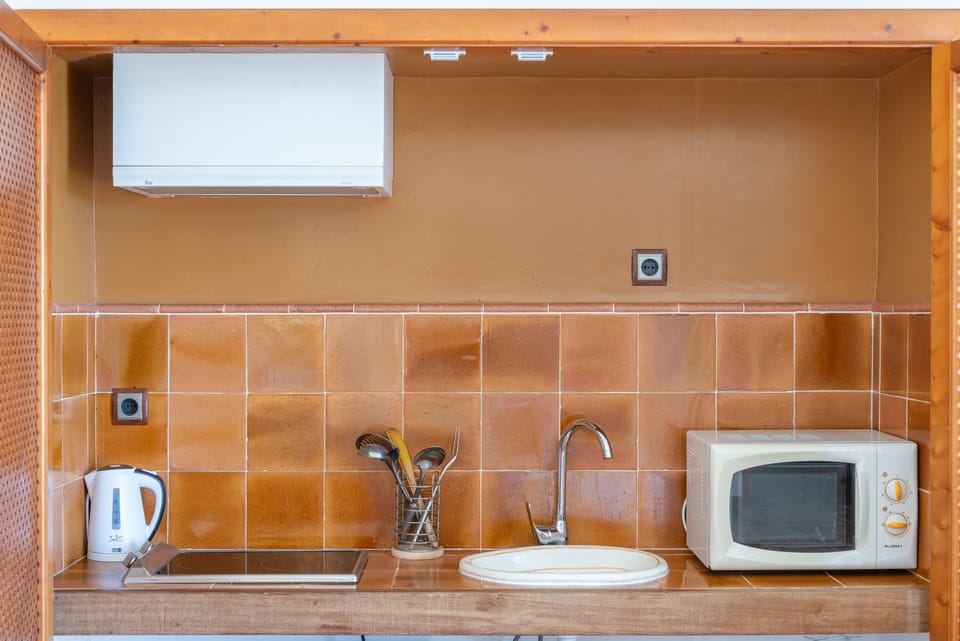 Junior Suite, Kitchen | Private kitchen