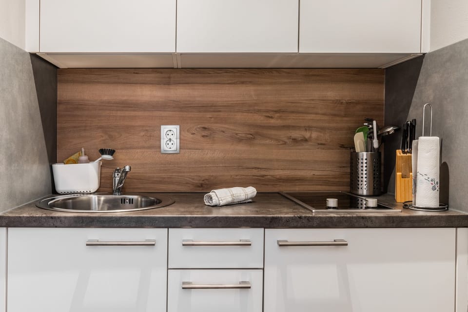 Comfort Apartment, 1 King Bed, Non Smoking, Mountain View | Private kitchen | Espresso maker, coffee/tea maker, electric kettle