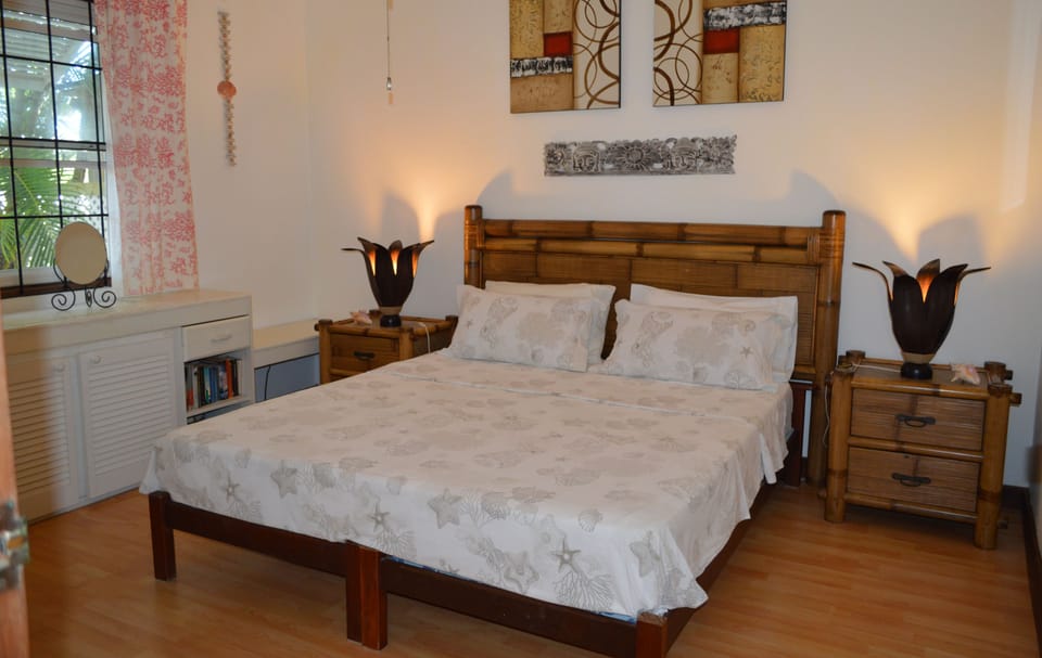 Apartment | 1 bedroom, in-room safe, iron/ironing board, cribs/infant beds