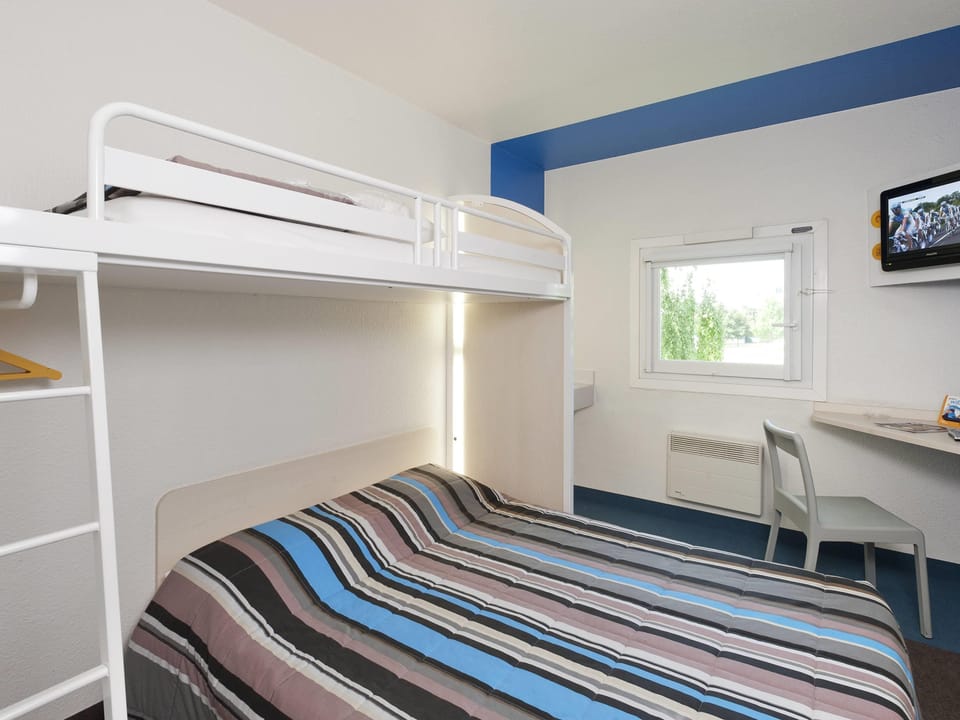 Room, 1 Double Bed (Trio) | Free WiFi, bed sheets