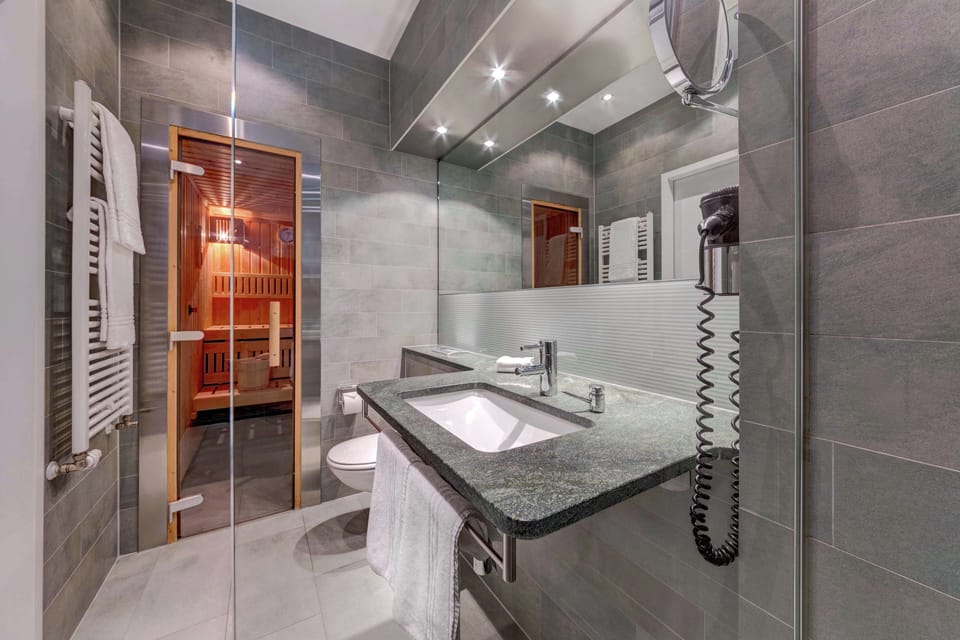 Bathroom shower