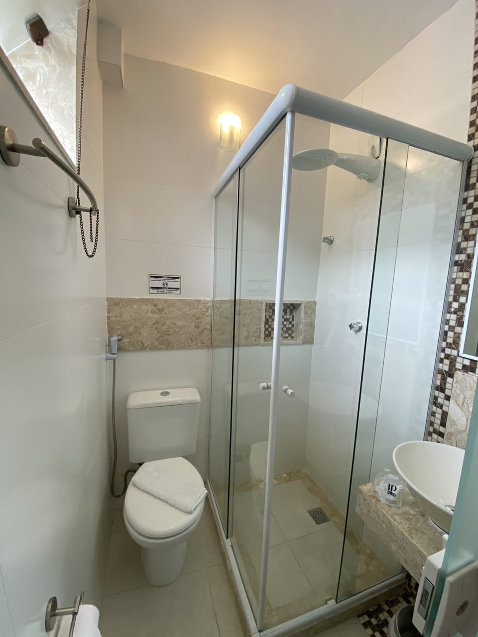 Standard Twin Room, 2 Twin Beds | Minibar, in-room safe, blackout drapes, iron/ironing board