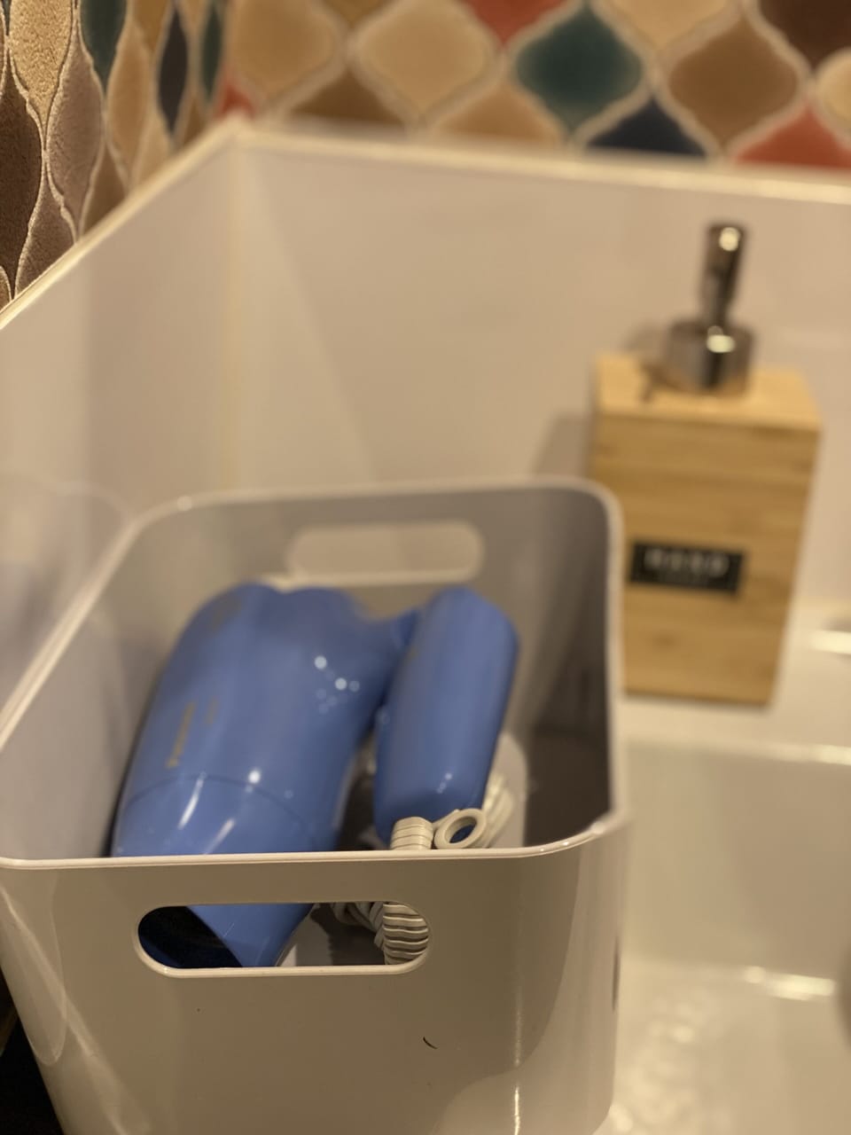 Twin Room with Futon | Bathroom | Shower, free toiletries, slippers, bidet