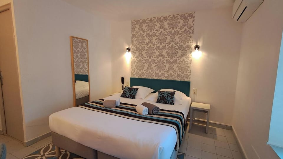 Superior Double Room | Select Comfort beds, desk, soundproofing, free WiFi