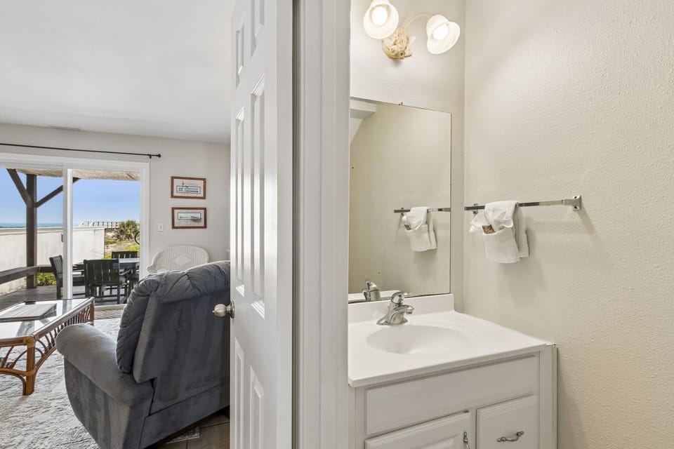 House, 2 Bedrooms | Interior