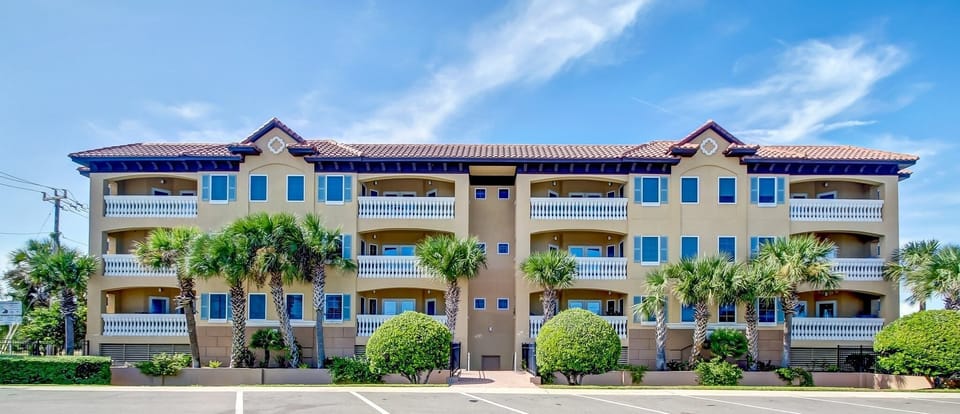 Condo, 3 Bedrooms | Exterior