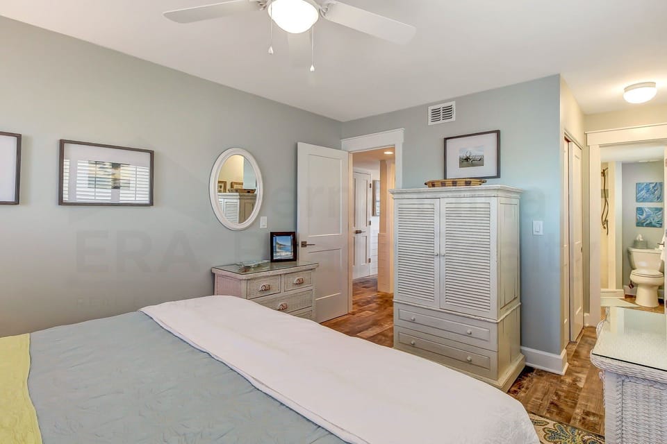 Condo, 2 Bedrooms | 2 bedrooms, free WiFi, bed sheets