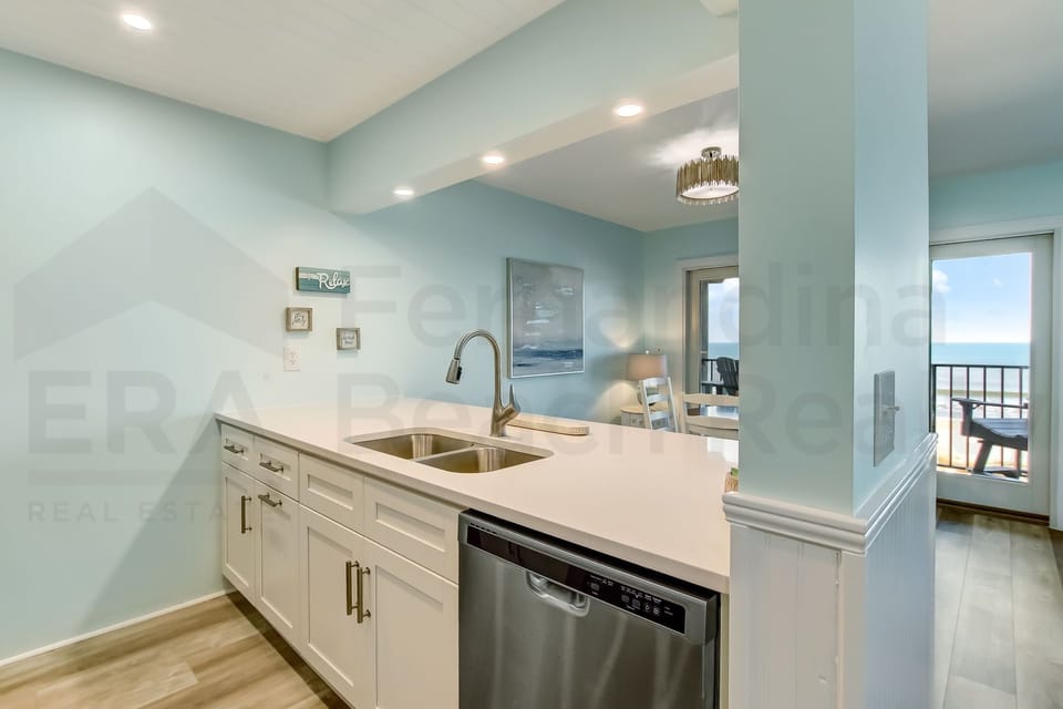 Condo, 2 Bedrooms | Private kitchen | Full-size fridge, microwave, oven, stovetop
