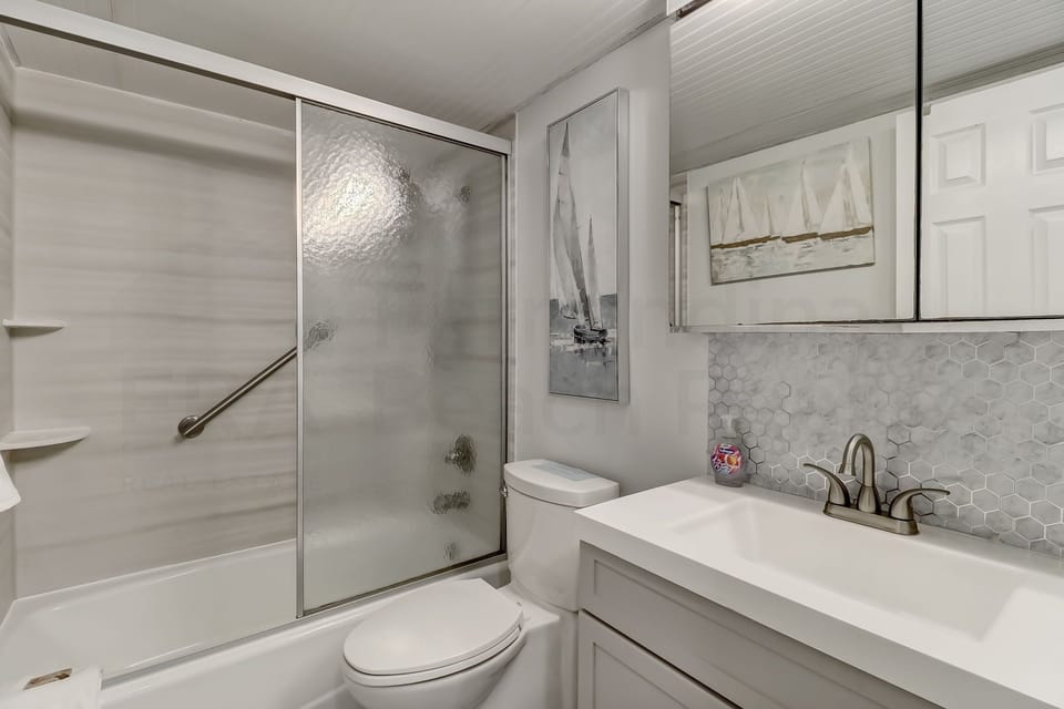 Oceanfront Condo with Beach Access, Pool, and Tennis Court by RedAwning Apartment in Fernandina Beach