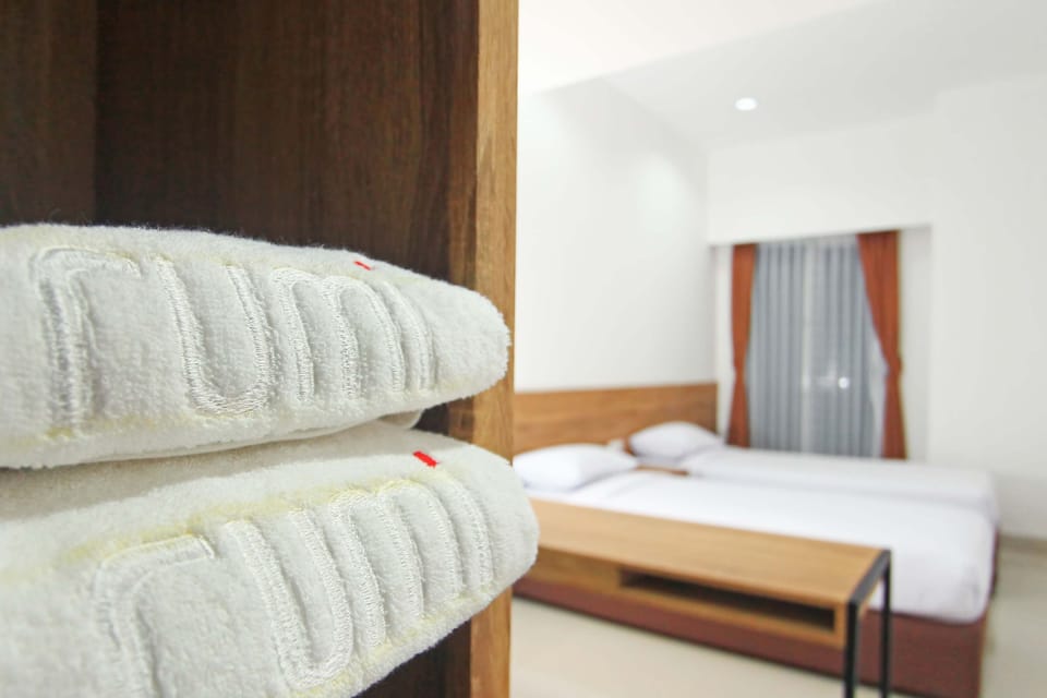 Standard Room | Desk, free WiFi