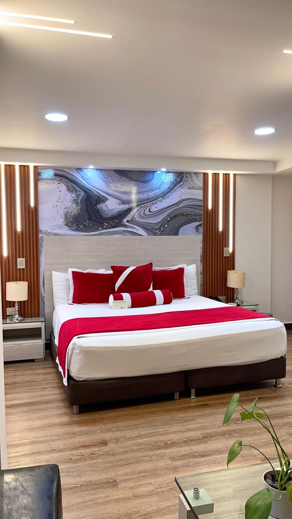 Junior Suite | Premium bedding, minibar, in-room safe, desk