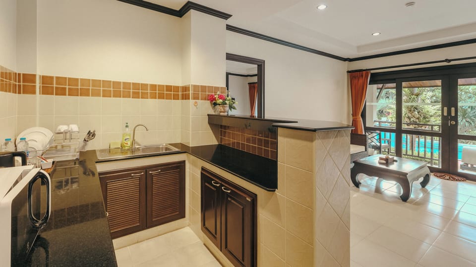Suite | Private kitchen | Electric kettle