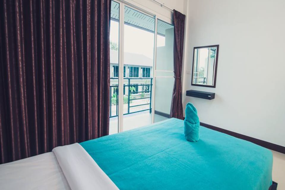 Deluxe Double Room | Desk, rollaway beds, free WiFi