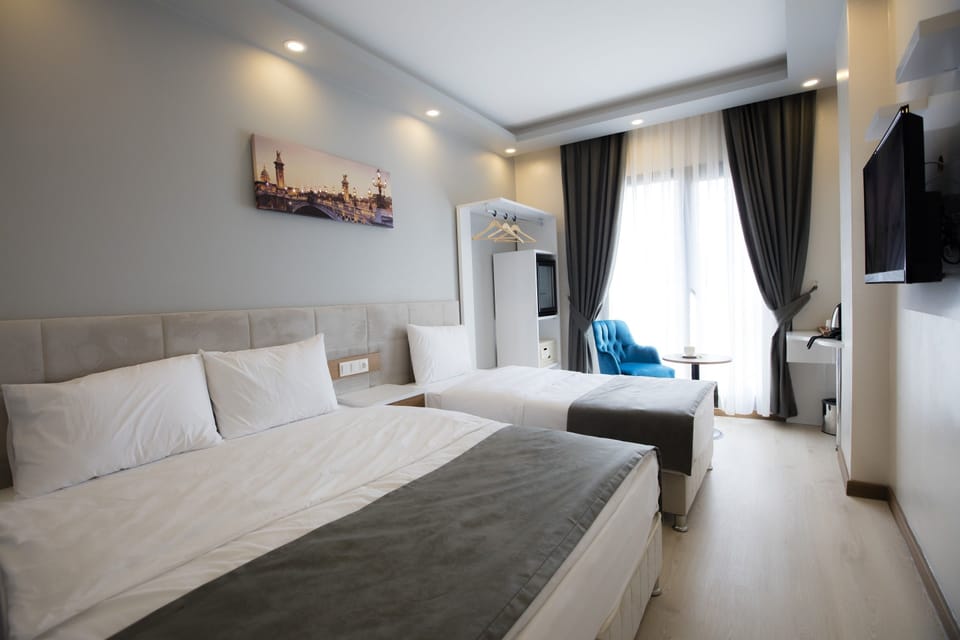 Premium bedding, minibar, in-room safe, individually furnished