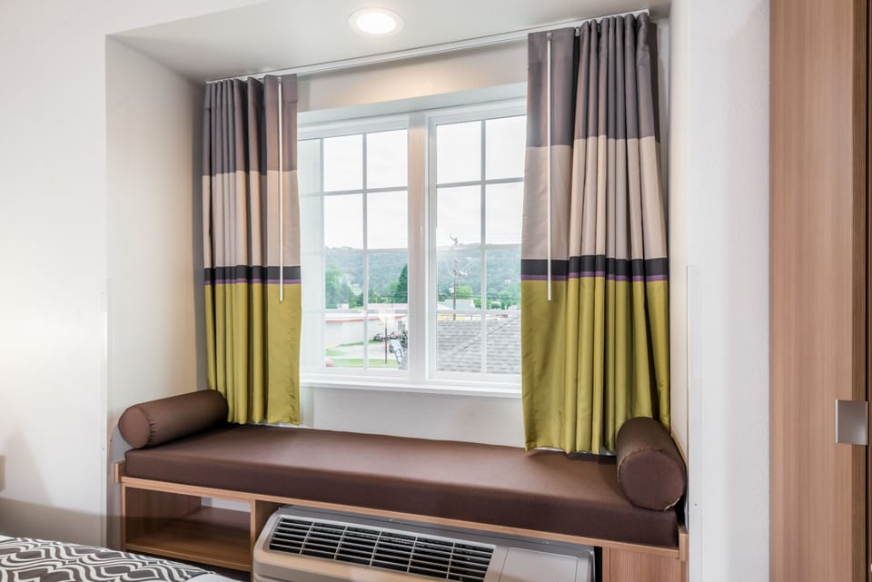 Desk, iron/ironing board, free cribs/infant beds, free rollaway beds