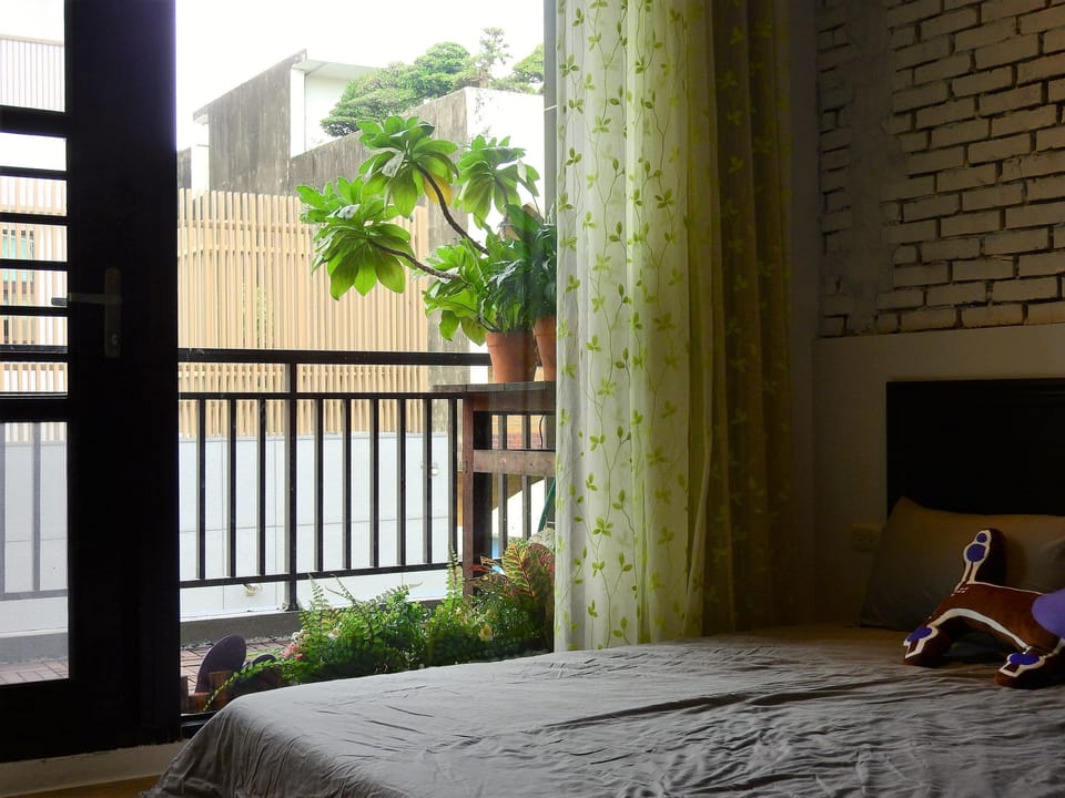 Comfort Quadruple Room, 1 Bedroom | Premium bedding, desk, soundproofing, rollaway beds
