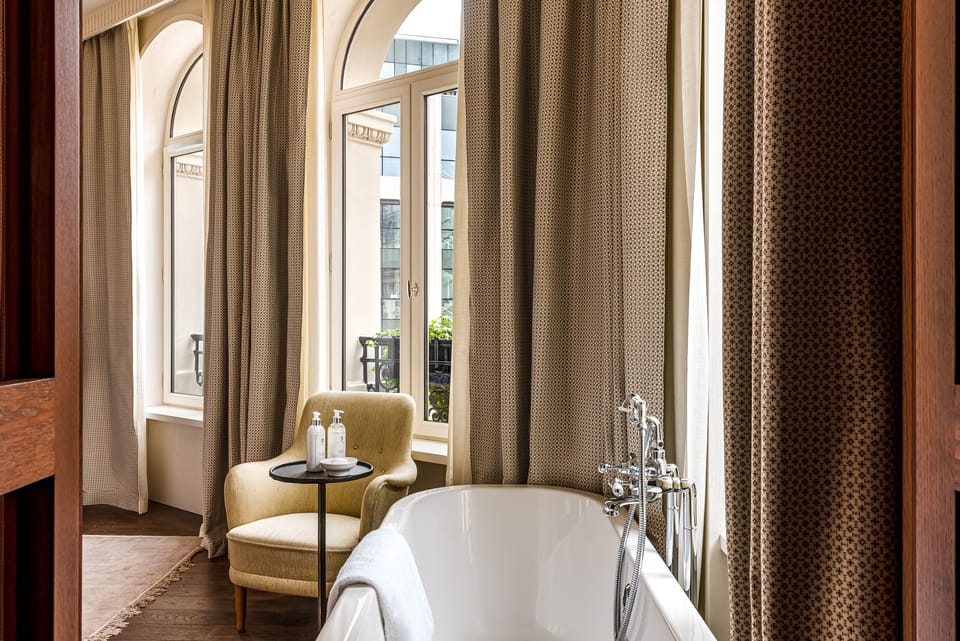 Premium bedding, minibar, in-room safe, blackout drapes