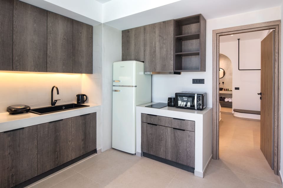 Private kitchenette