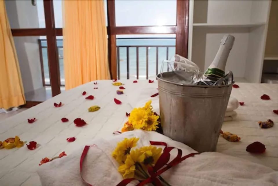 Double Room, Jetted Tub, Ocean View | Room amenity