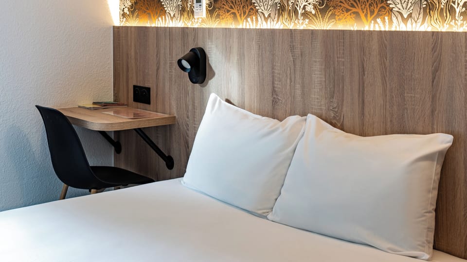 Double Room | Premium bedding, desk, blackout drapes, soundproofing