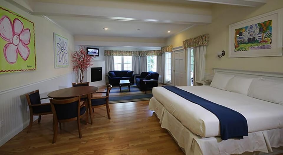 Family Suite | Free WiFi, bed sheets
