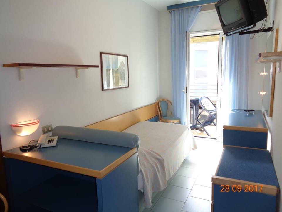 In-room safe, desk, cribs (surcharge), WiFi (free)