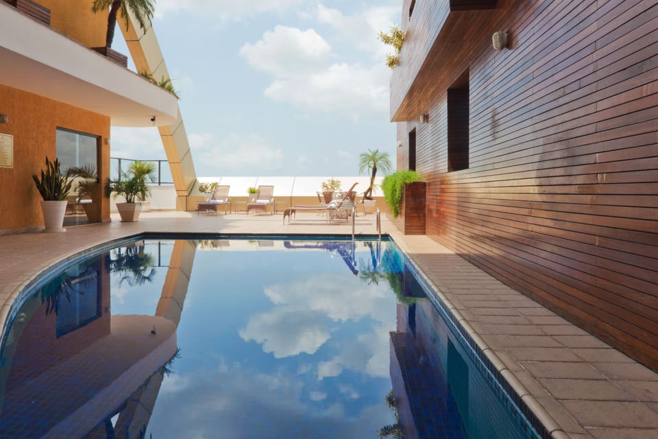 Outdoor pool, sun loungers