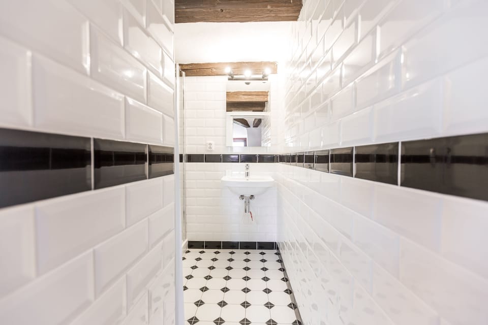 Attic double or twin room | Bathroom | Free toiletries, hair dryer, towels, soap