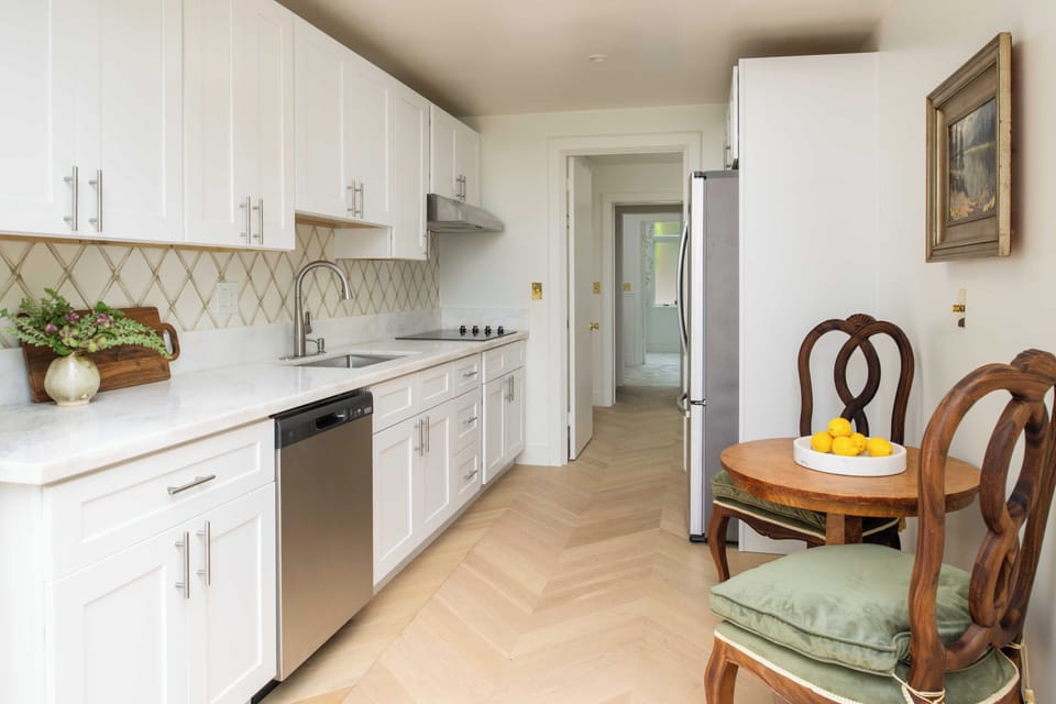 Superior House (Hibiscus Residence) | Private kitchen | Coffee/tea maker