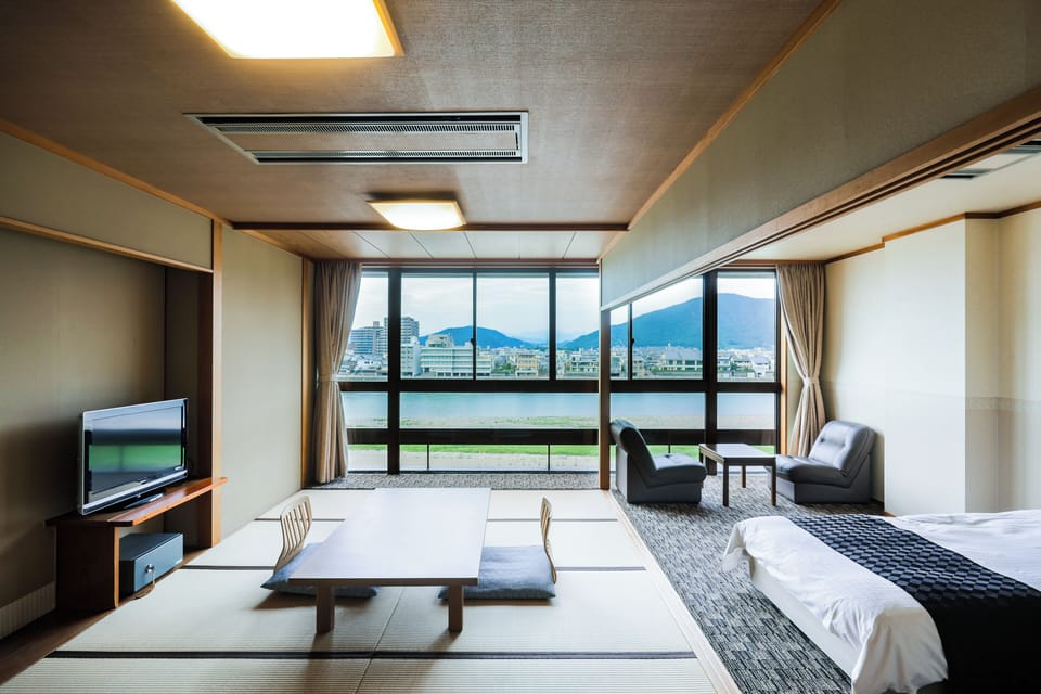 Standard Japanese Western Style Room, River View Non Smoking | In-room safe, iron/ironing board, free WiFi, bed sheets