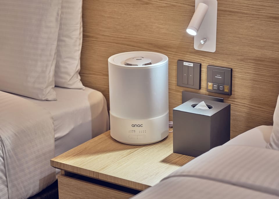 Comfort Twin Room | Premium bedding, in-room safe, blackout drapes, soundproofing