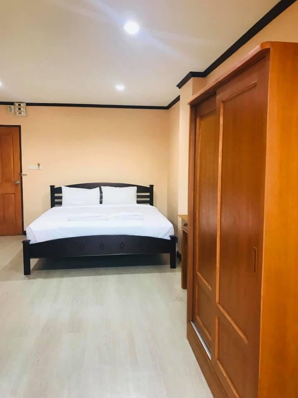 Standard Room | Desk, free WiFi