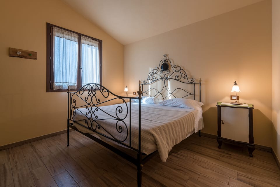 Apartment, 2 Bedrooms, Balcony (sea view or back view) | Premium bedding, down comforters, soundproofing, free WiFi