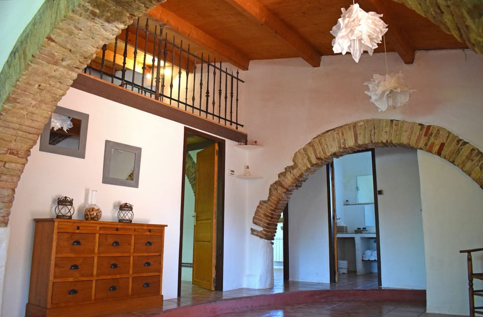 Duplex Studio | Living area | Flat-screen TV
