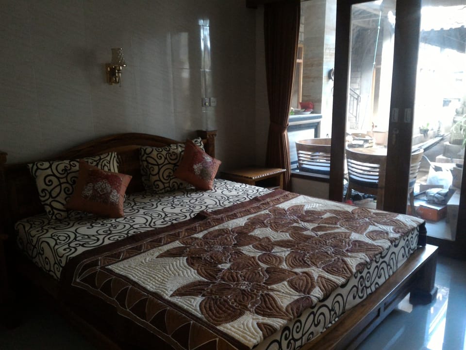 Standard Room, City View | Premium bedding, soundproofing, WiFi, bed sheets