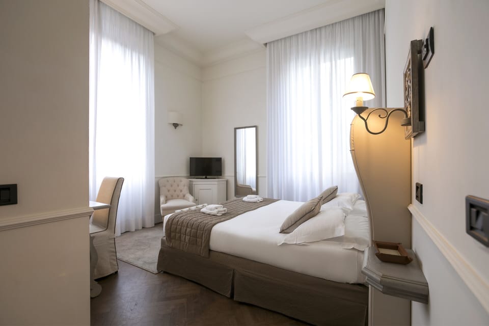 Superior Room, Non Smoking, Tower | Frette Italian sheets, premium bedding, down comforters