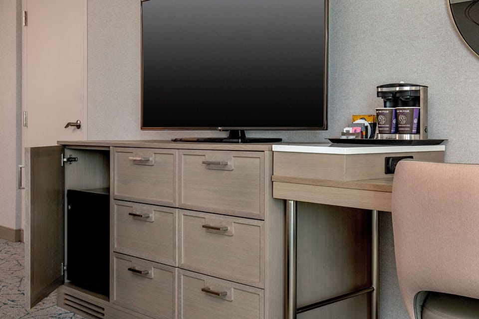 Premium bedding, pillowtop beds, in-room safe, desk