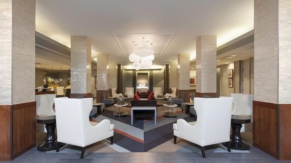 DoubleTree by Hilton Chicago - North Shore Conference Center Hotel in Skokie