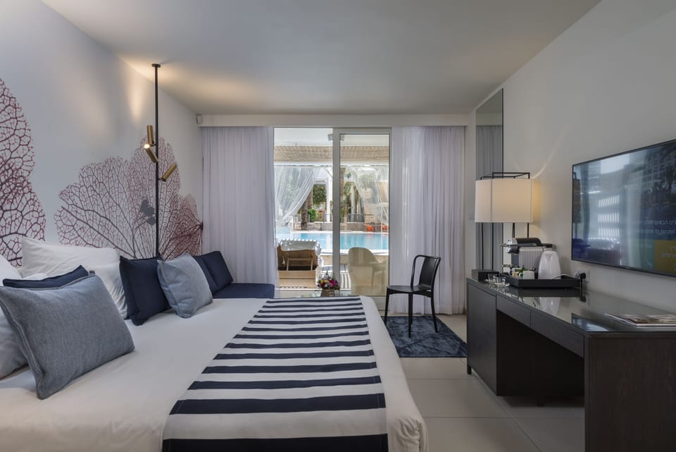 Room, Pool Access (Coral in Garden Wing) | In-room safe, iron/ironing board (on request), cribs (surcharge)
